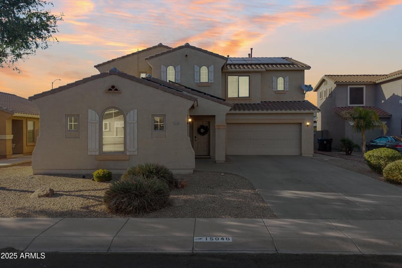 15046 Post Dr, Surprise, AZ 85374