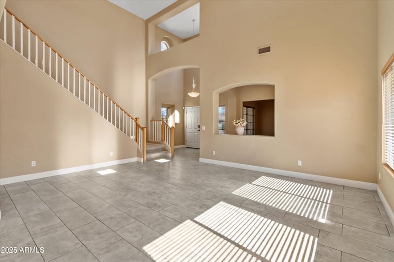 15046 Post Dr, Surprise, AZ 85374