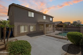 15046 Post Dr, Surprise, AZ 85374