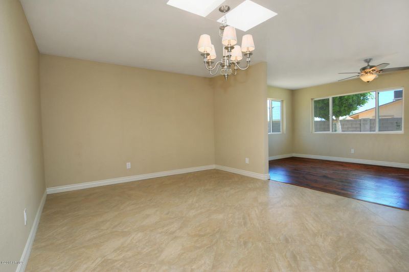 15048 N 36th Dr, Phoenix, AZ 85053