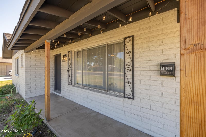 1505 3rd Pl, Mesa, AZ 85203