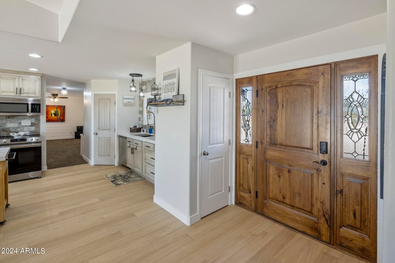 1505 E Cloud Rd, Phoenix, AZ 85086