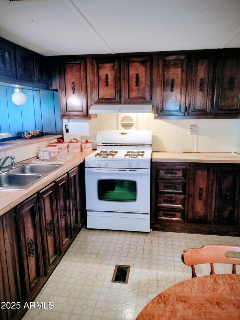 1505 Evergreen St #42, Chandler, AZ 85225