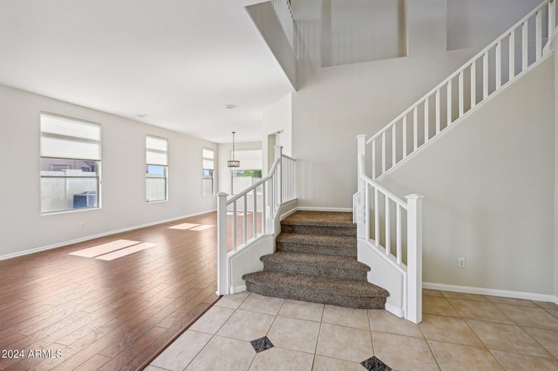 1505 W Saltsage Dr, Phoenix, AZ 85045