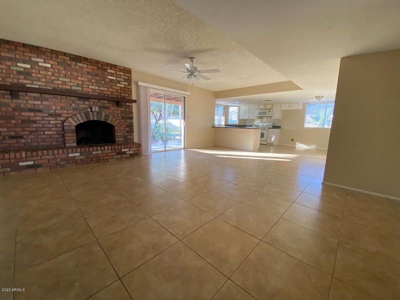 1505 W Yukon Dr, Phoenix, AZ 85027