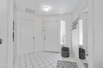 15050 N Thompson Peak Pw #1058, Scottsdale, AZ 85260