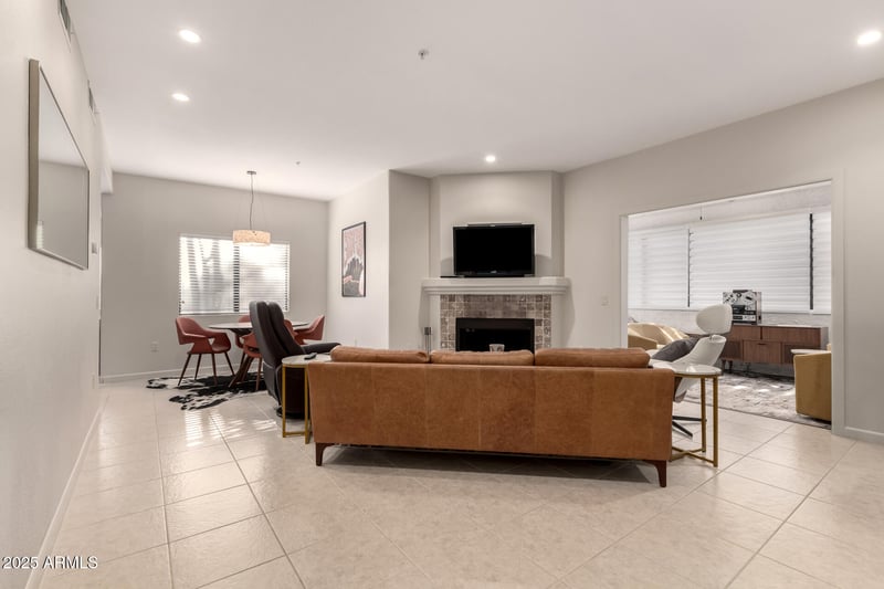15050 Thompson Peak Pw #1035, Scottsdale, AZ 85260