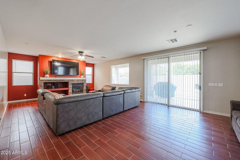 15066 La Reata Ave, Goodyear, AZ 85395
