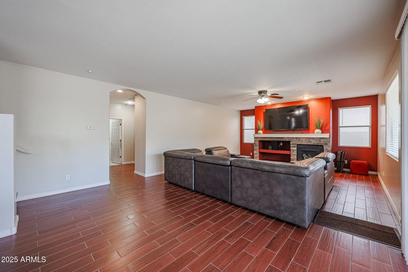 15066 La Reata Ave, Goodyear, AZ 85395