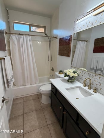 1507 Apollo Rd, Phoenix, AZ 85042