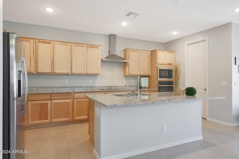 15072 Mckinley St, Goodyear, AZ 85338