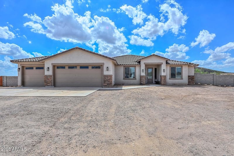 15079 Desert Vista Trl, Surprise, AZ 85387