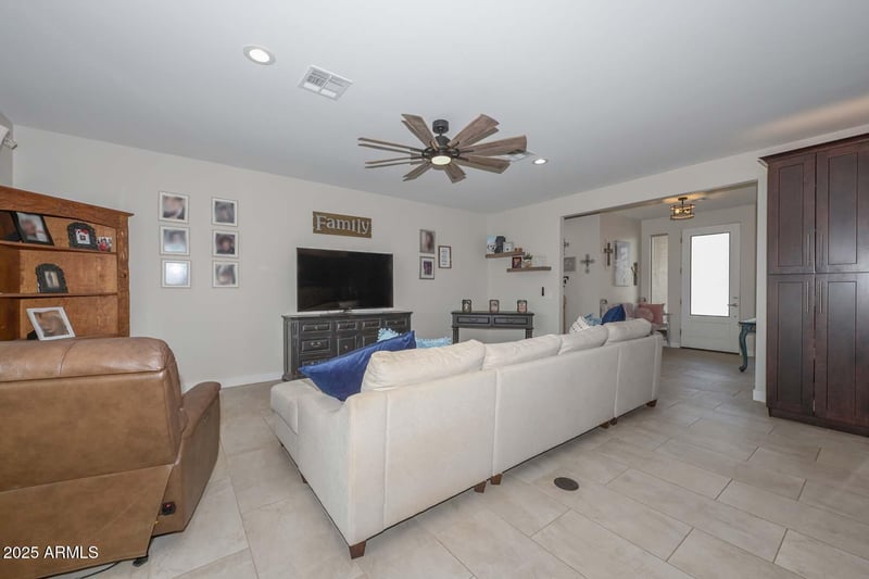 15079 Desert Vista Trl, Surprise, AZ 85387