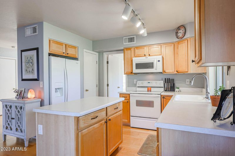 1508 W Vaughn Ave, Gilbert, AZ 85233