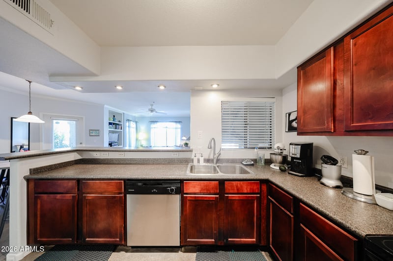 15095 N Thompson Peak Pw #1043, Scottsdale, AZ 85260