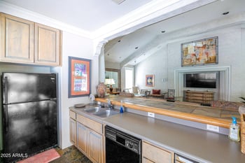 15095 Thompson Peak Pw #1050, Scottsdale, AZ 85260