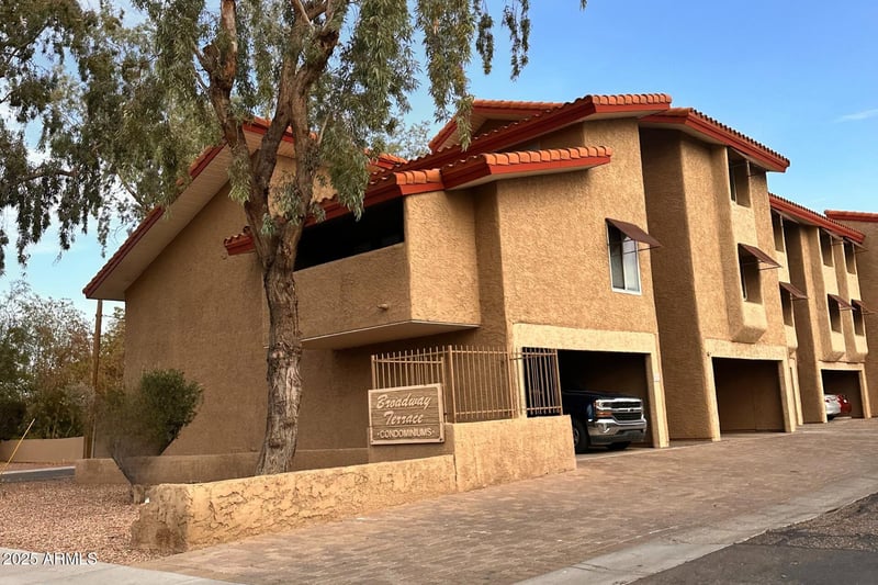 151 Broadway Rd #103, Tempe, AZ 85282