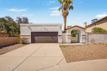 1510 E Taro Ln, Phoenix, AZ 85024