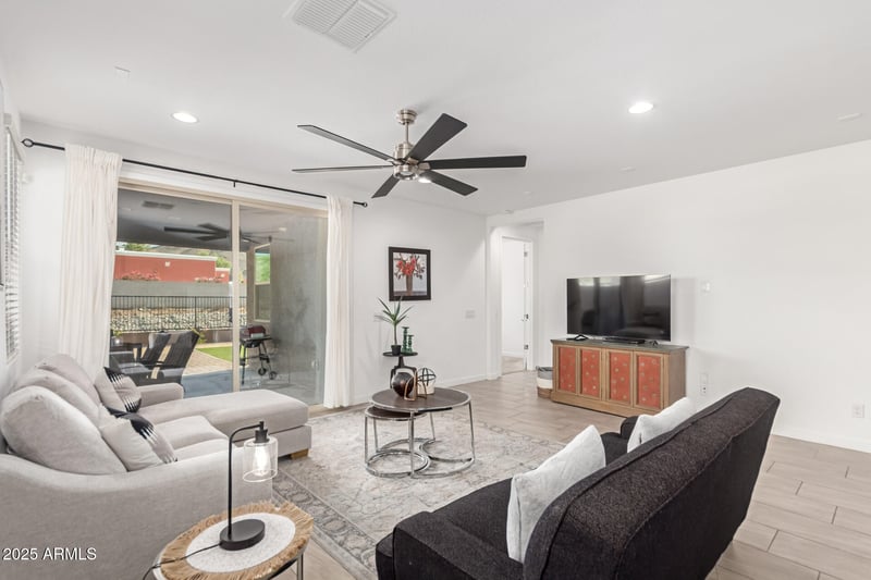 1511 Corral Rd, Phoenix, AZ 85041