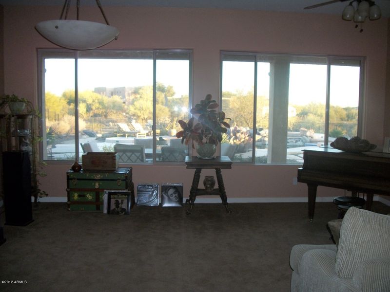 1511 E Breezy Dr, Phoenix, AZ 85086