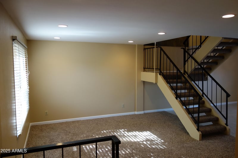 1511 Newport Dr, Tempe, AZ 85283