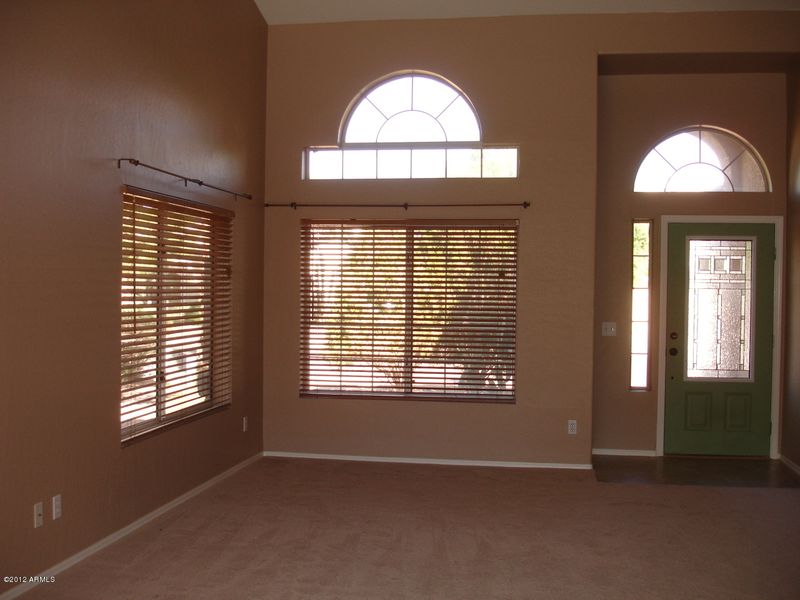 1511 W Pacific Dr, Gilbert, AZ 85233