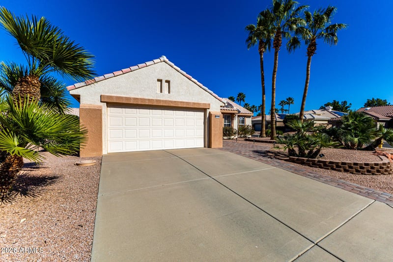 15114 Black Gold Ln, Sun City West, AZ 85375