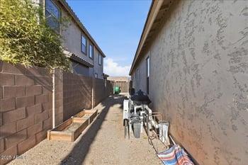 15115 Pierson St, Goodyear, AZ 85395
