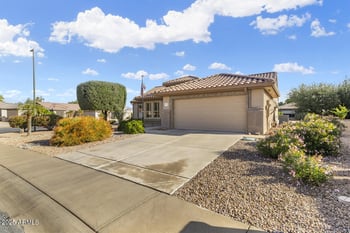 15115 Pinehurst Ln, Surprise, AZ 85374