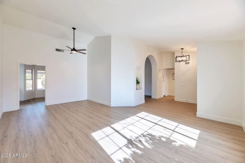 15116 Sentinel Dr, Sun City West, AZ 85375