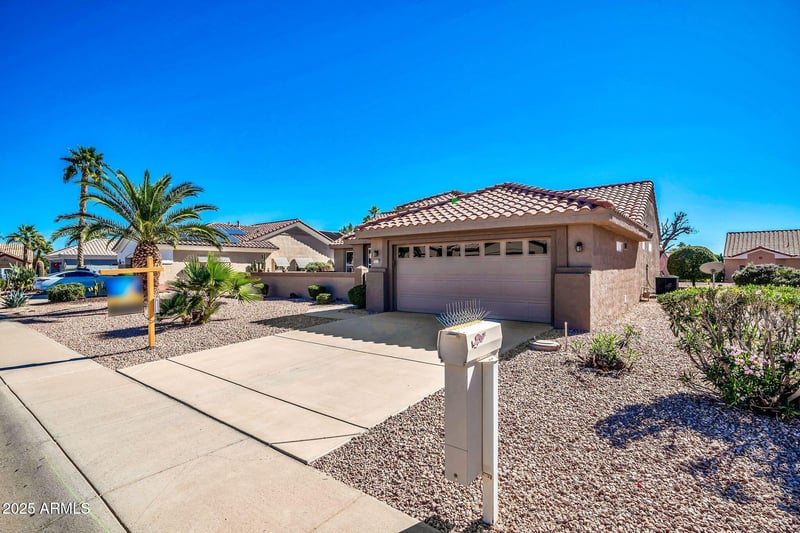 15119 Las Brizas Ln, Sun City West, AZ 85375