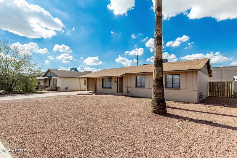 1512 Crescent Ave, Mesa, AZ 85202
