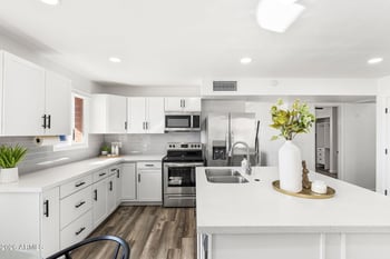 1512 Fairmont Dr, Tempe, AZ 85282