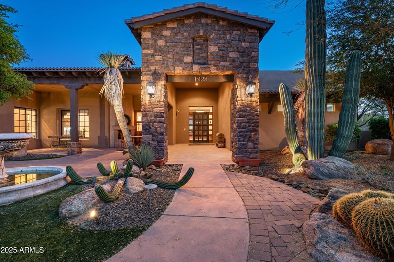 15123 Monument Rd, Scottsdale, AZ 85262