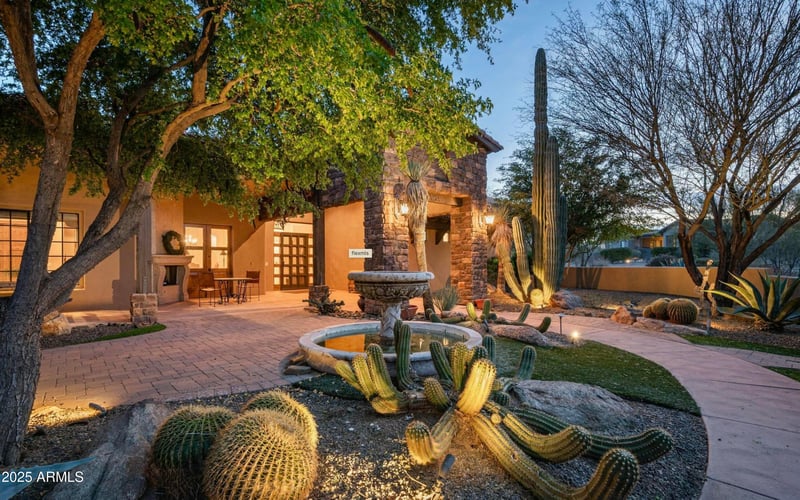 15123 Monument Rd, Scottsdale, AZ 85262