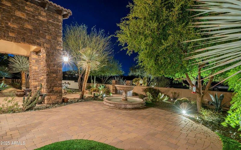 15123 Monument Rd, Scottsdale, AZ 85262