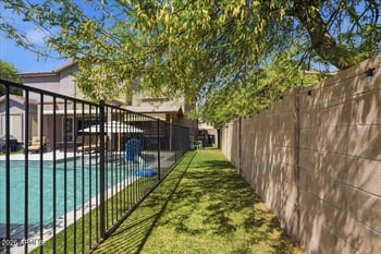 15125 Yucatan Dr, Surprise, AZ 85379