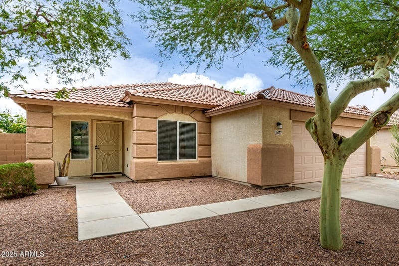 15127 Monroe St, Goodyear, AZ 85338