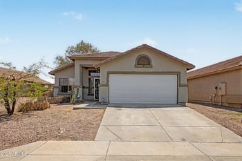 1513 Grove St, Phoenix, AZ 85040