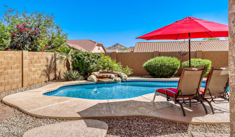 1513 W Bramble Berry Ln, Phoenix, AZ 85085