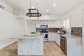 1513 W Shellfish Dr, Gilbert, AZ 85233
