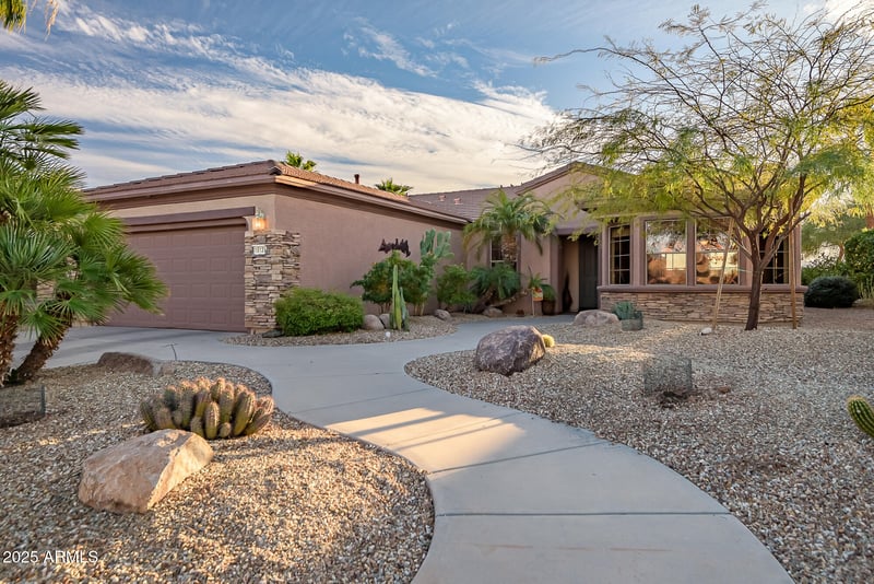 15131 Daybreak Dr, Surprise, AZ 85374