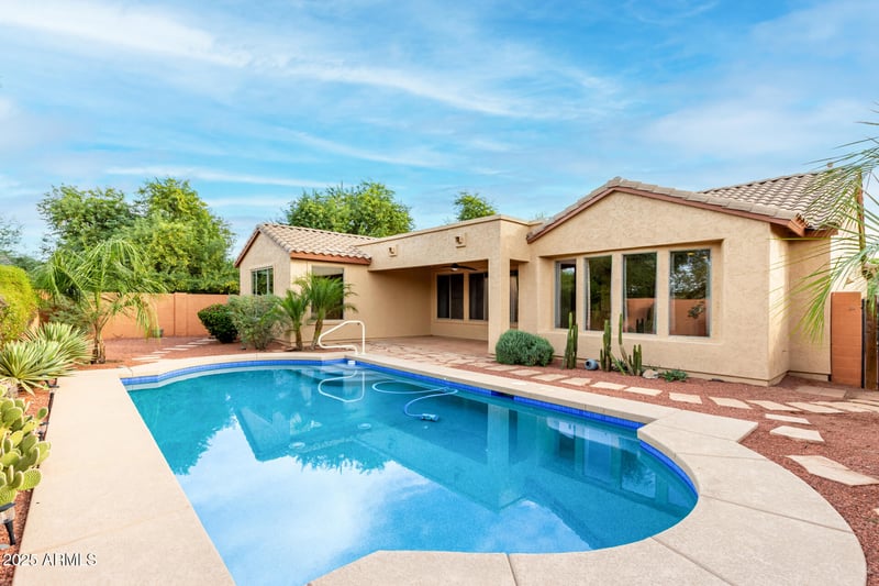 15132 Ventura St, Surprise, AZ 85379
