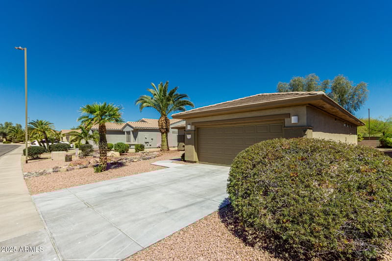 15136 Cactus Ridge Way, Surprise, AZ 85374