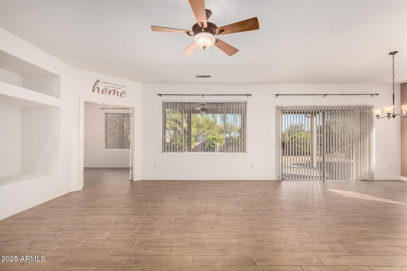 15136 Cactus Ridge Way, Surprise, AZ 85374