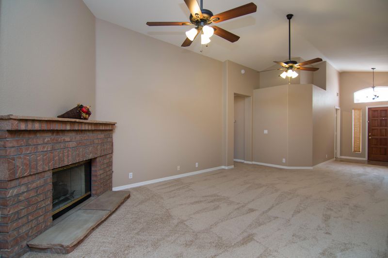 1514 E Charleston Ave, Phoenix, AZ 85022