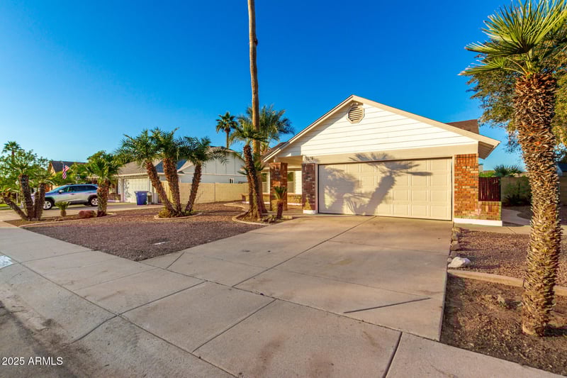 1514 Loughlin Dr, Chandler, AZ 85224