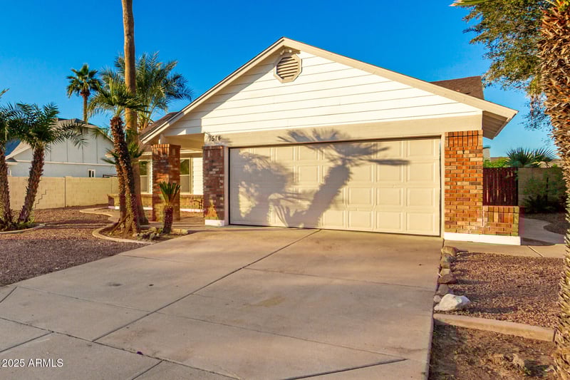 1514 Loughlin Dr, Chandler, AZ 85224