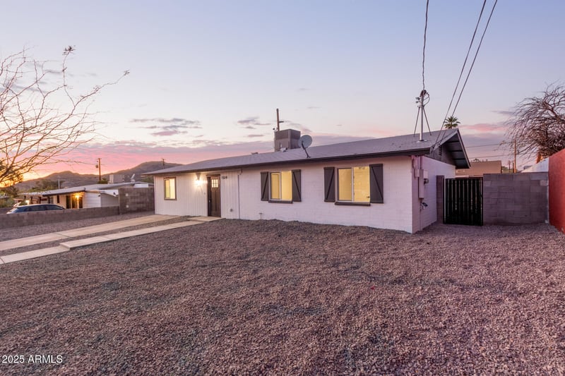 1514 Turquoise Ave, Phoenix, AZ 85020