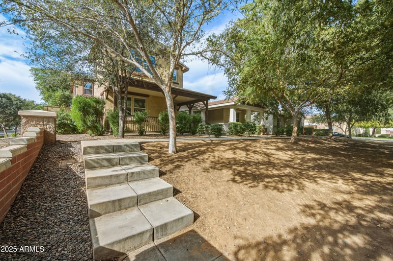 15141 Alexandria Way, Surprise, AZ 85379